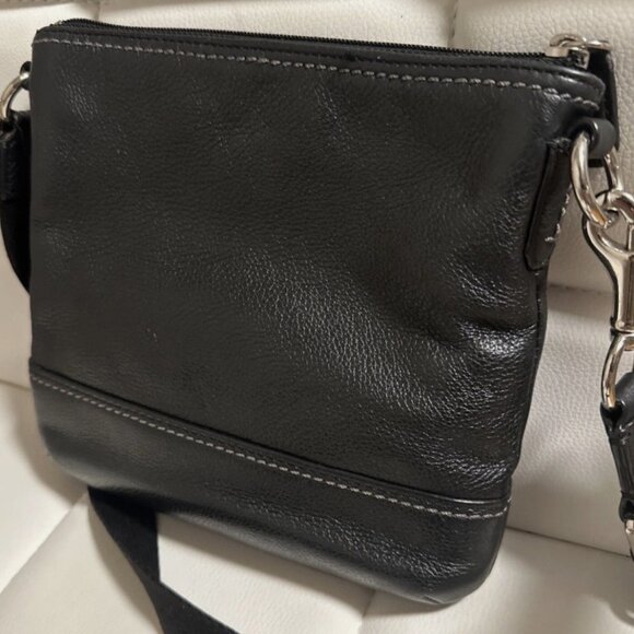 Coach Park Leather Swingpack F49170 Black Crossbody Purse - Picture 6 of 7